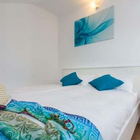 Apartment Deni Крк Экстерьер фото