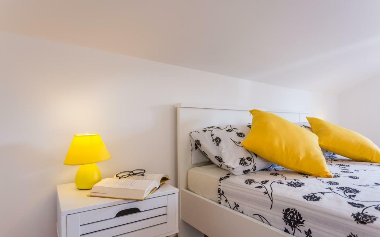 Apartment Deni Крк Экстерьер фото