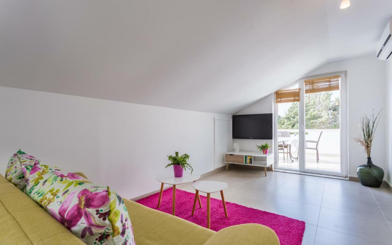 Apartment Deni Крк Экстерьер фото