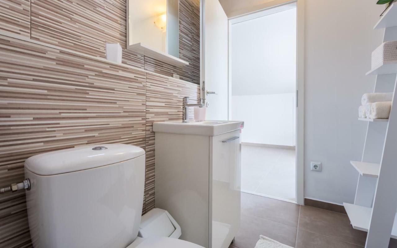 Apartment Deni Крк Экстерьер фото